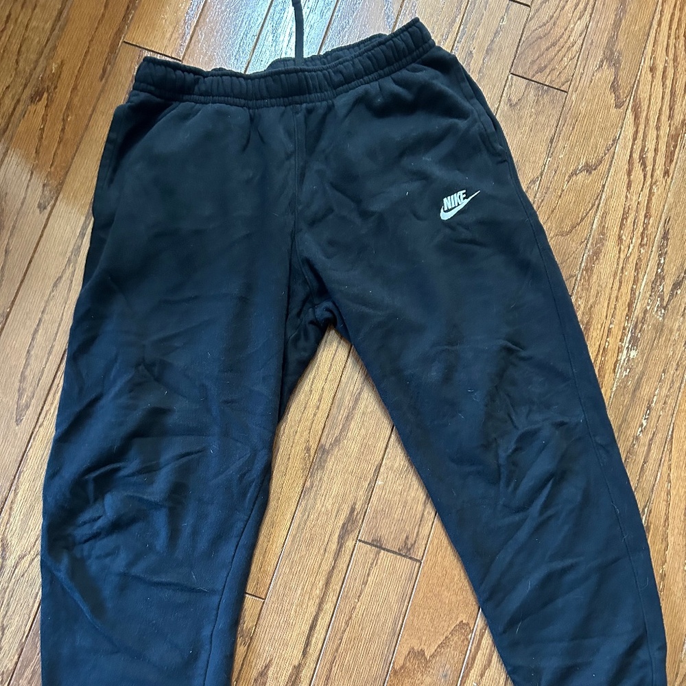 Nike sportswear club fleece joggers
